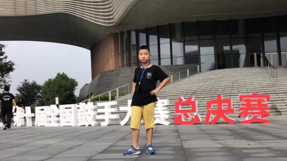 动力外骨骼与康复机器人