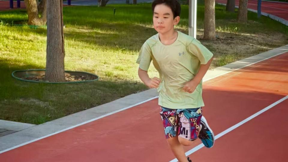 堂堂500米跑步汇报